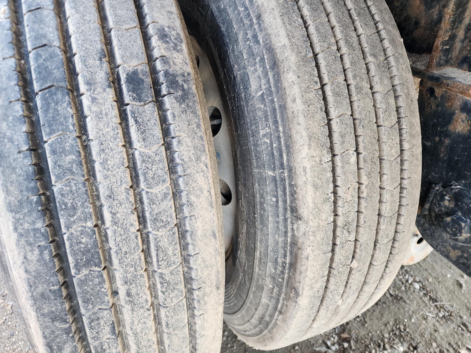 2001 TRANSCRAFT 48 FT. - Image 25