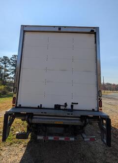 2017 FREIGHTLINER M2 106 - Image 6