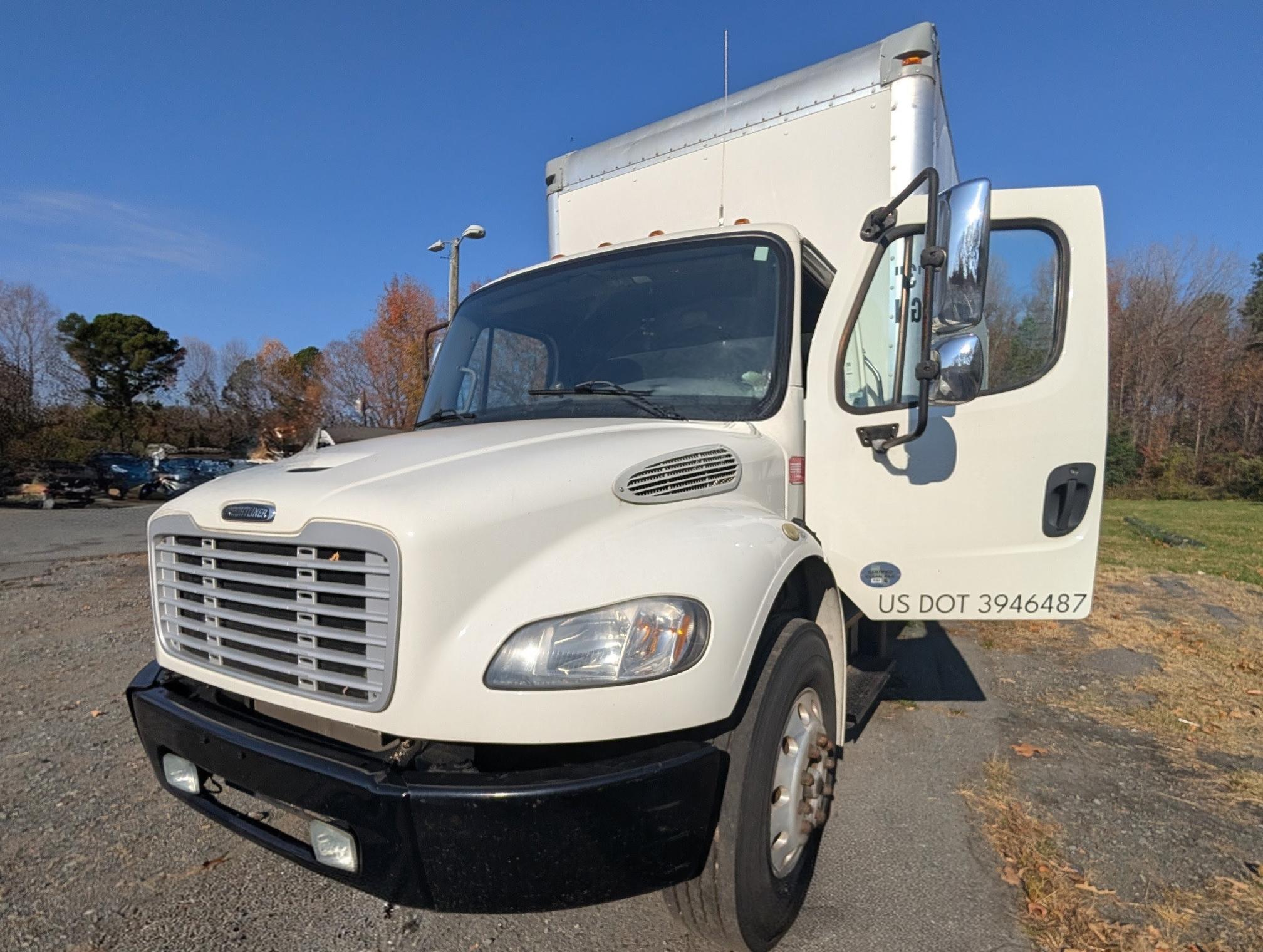 2017 FREIGHTLINER M2 106 - view 10 of 49
