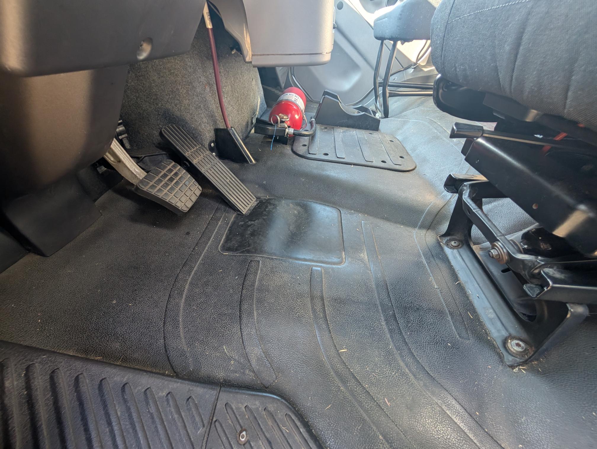 2017 FREIGHTLINER M2 106 - view 18 of 49