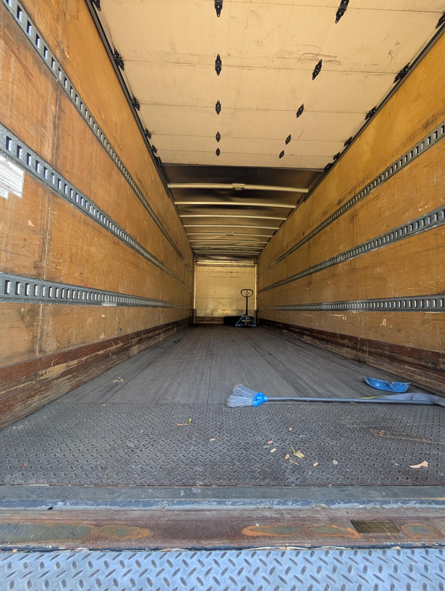 2017 FREIGHTLINER M2 106 - Image 35