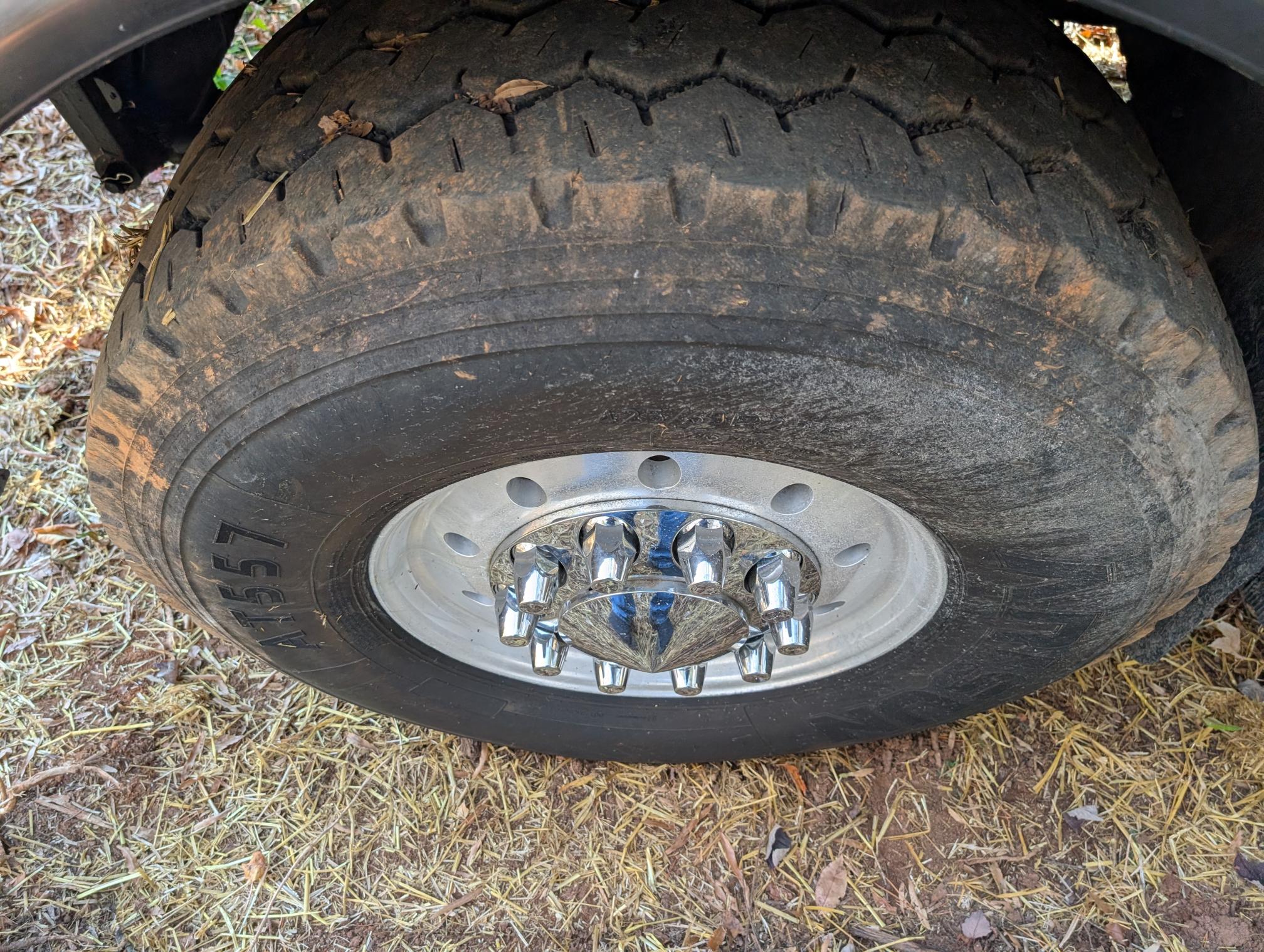 1996 INTERNATIONAL 9400 Tri Axle - Image 45