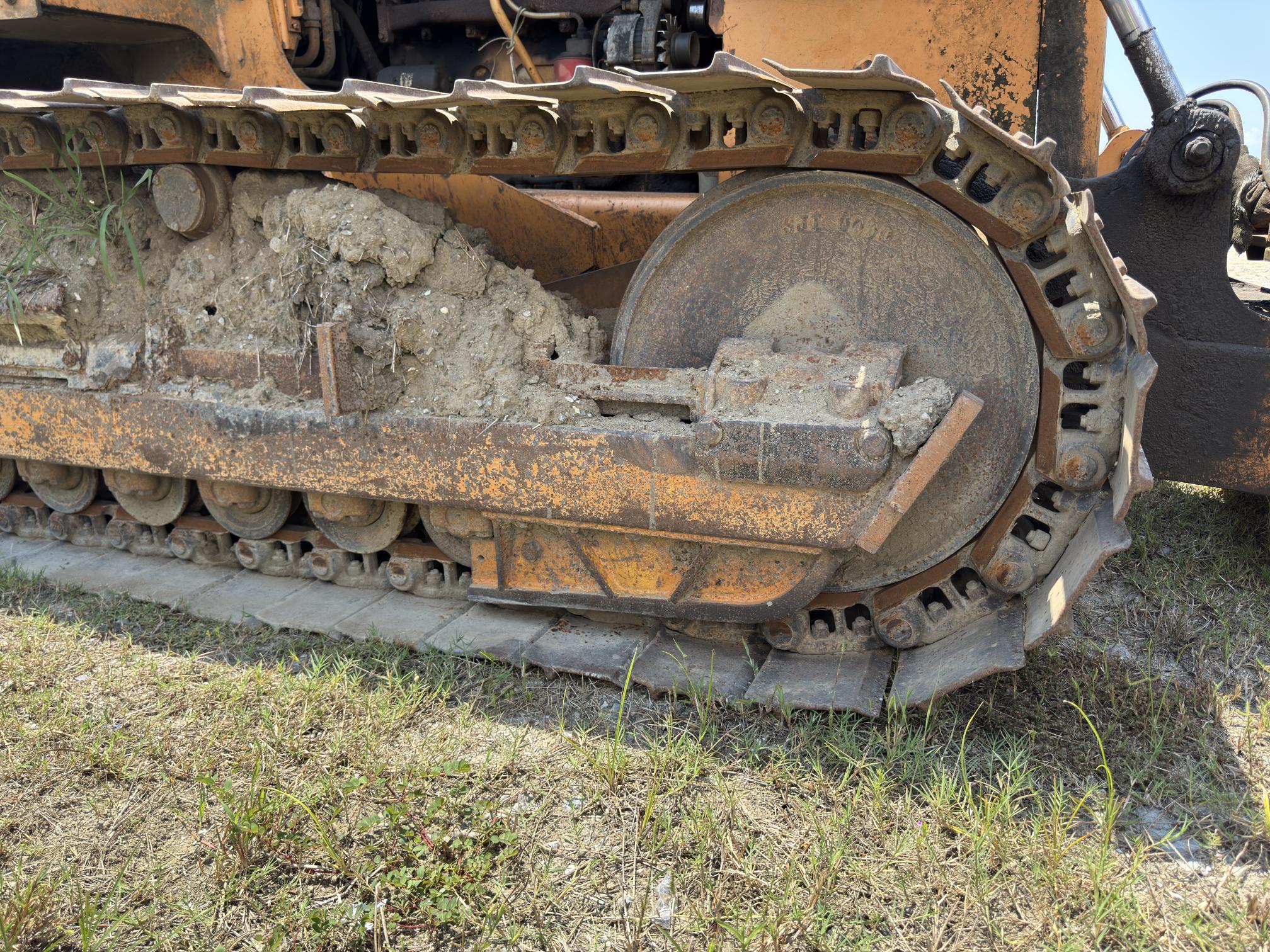 2000 CASE 1150H - Image 11