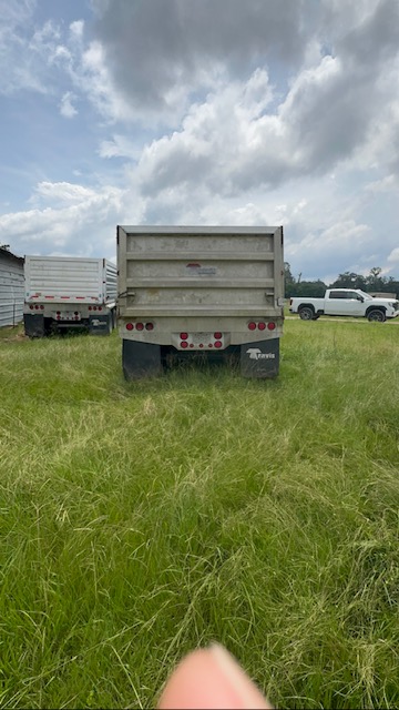 2004 TRAVIS 39 foot - Image 4