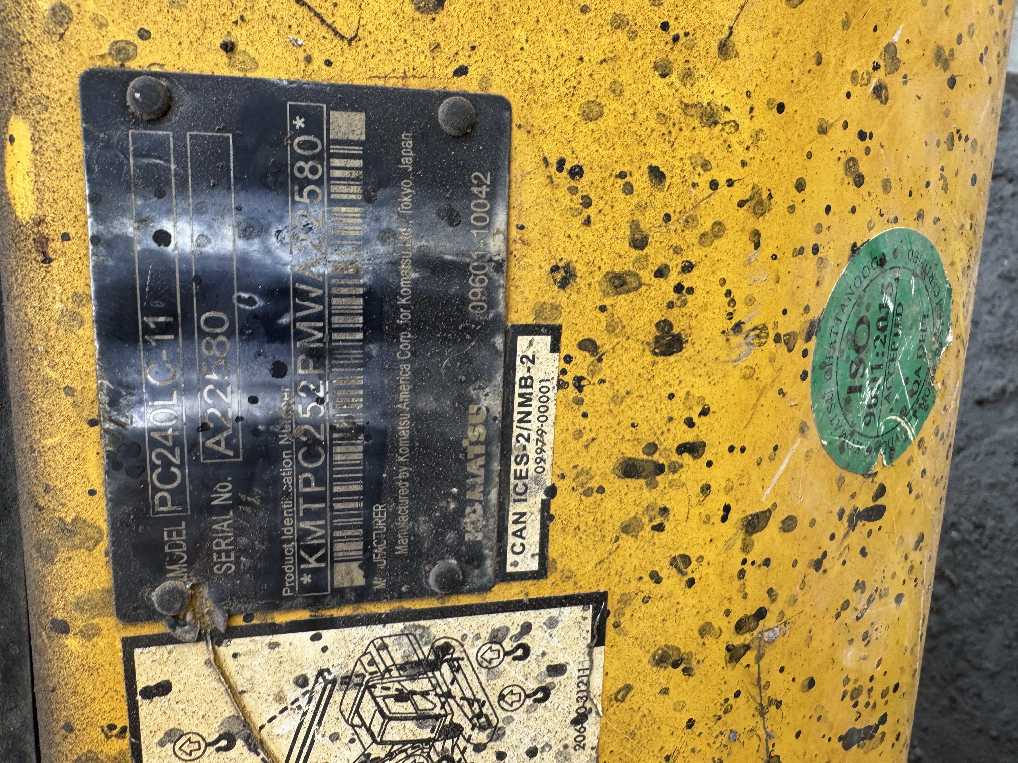 2022 KOMATSU PC240LC-11 - Image 23