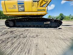 2022 KOMATSU PC240LC-11 - Image 17