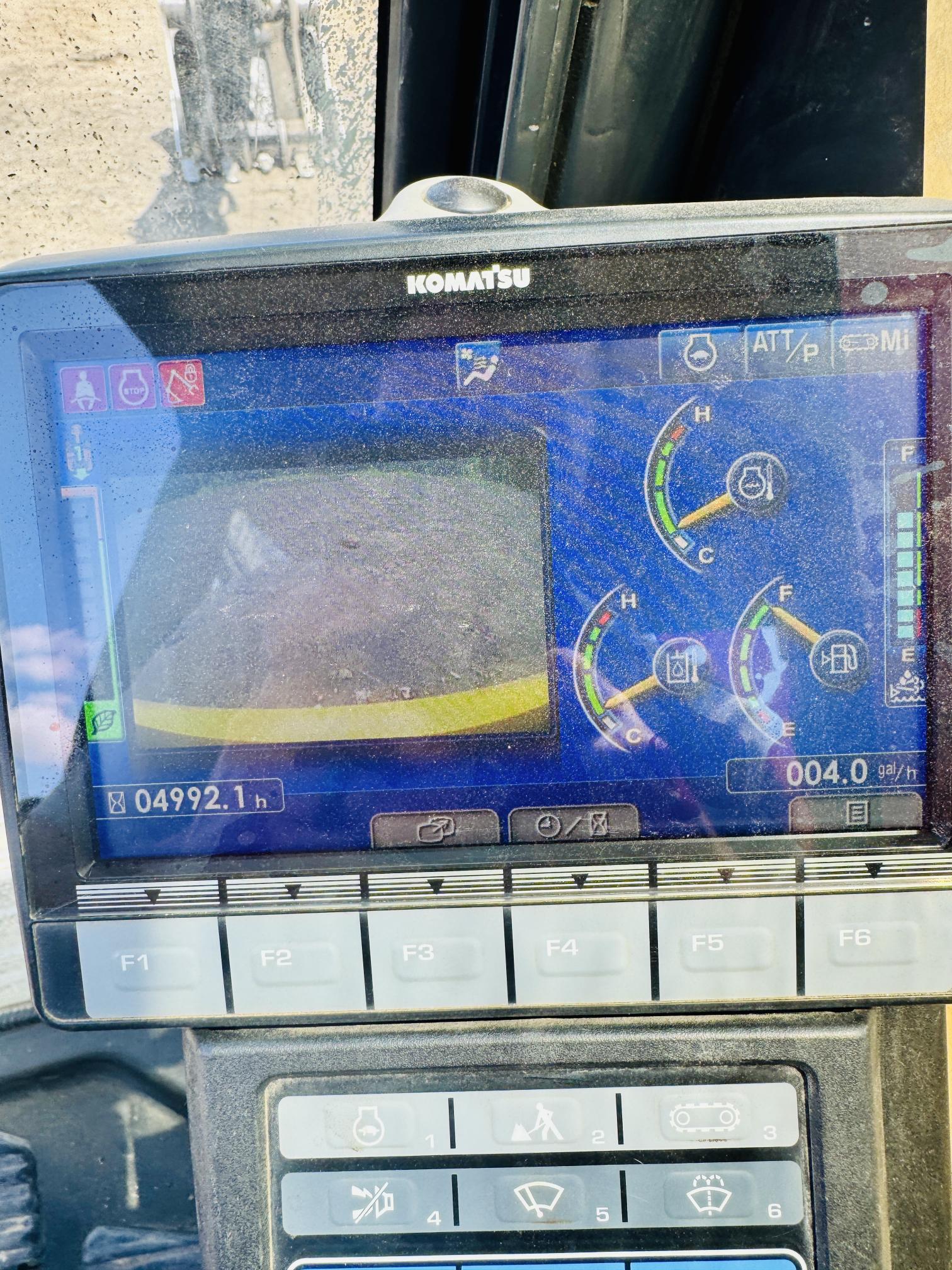 2022 KOMATSU PC240LC-11 - Image 21