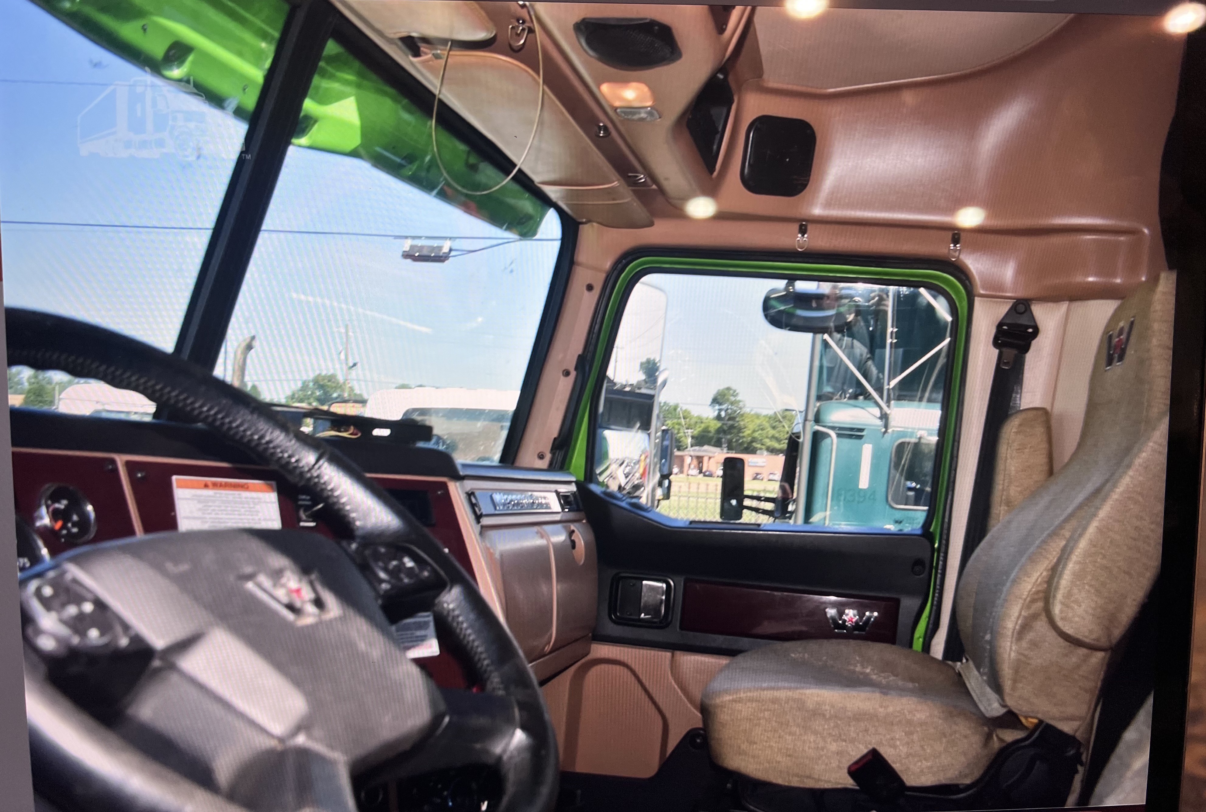 2017 WESTERN STAR 5700xe - view 7 of 12