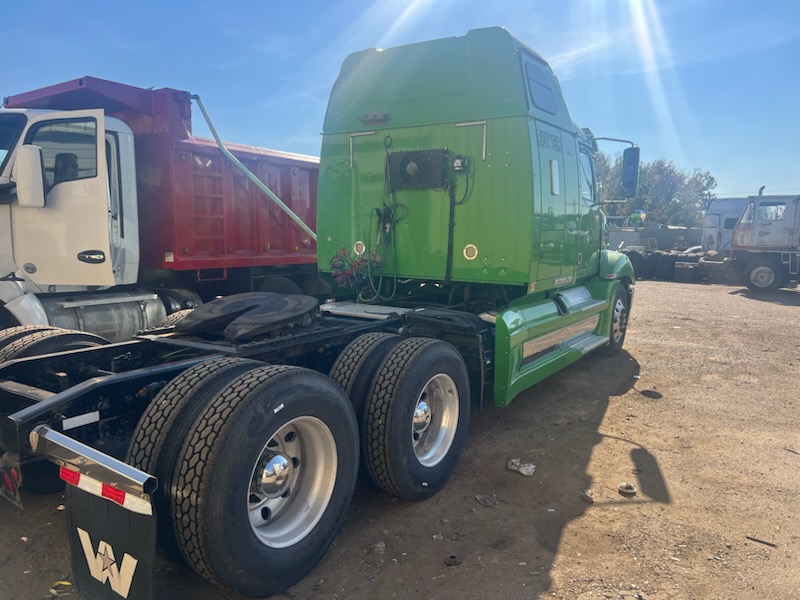 2017 WESTERN STAR 5700xe - view 9 of 12