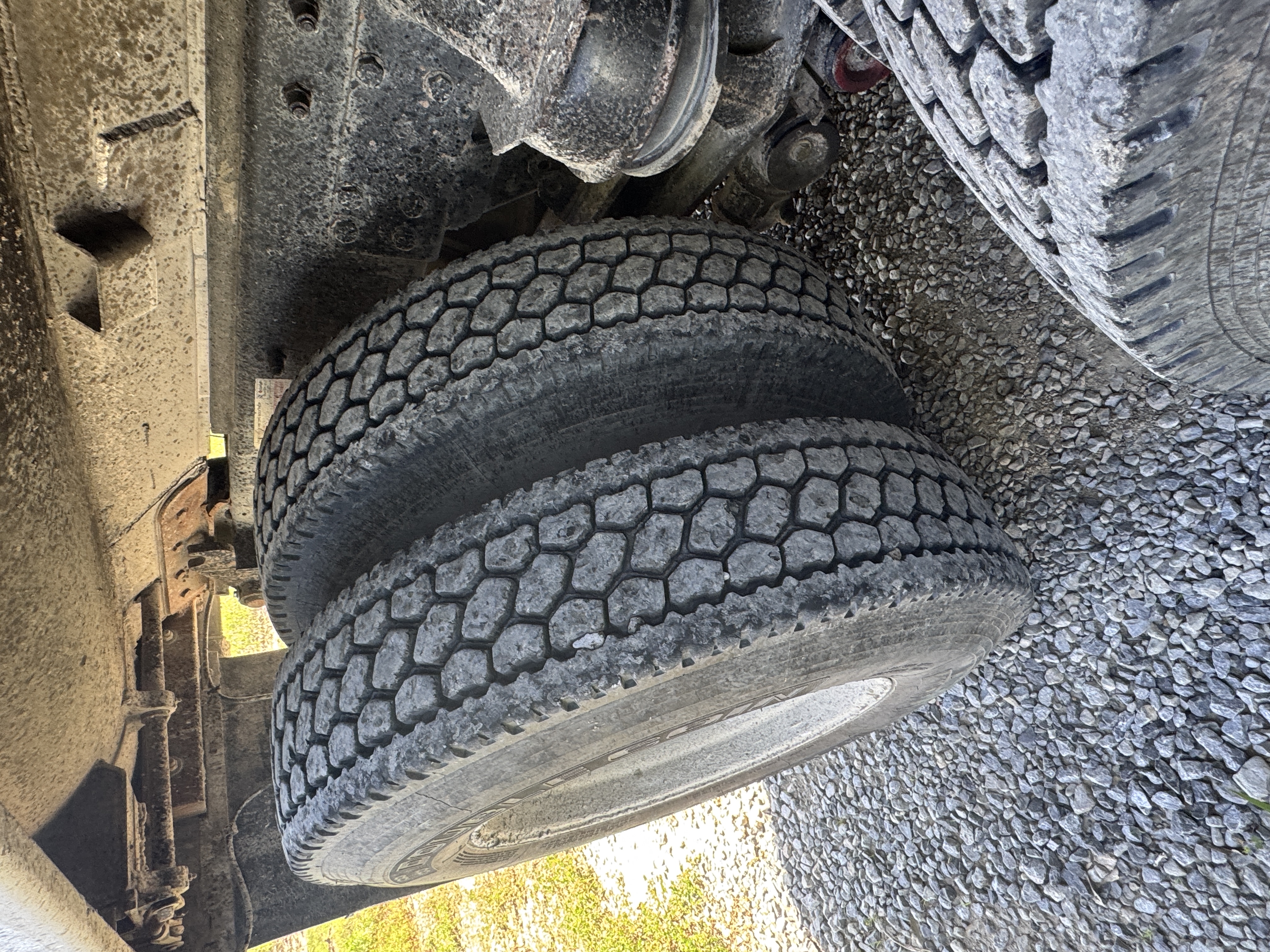 2004 PETERBILT 357 - Image 18