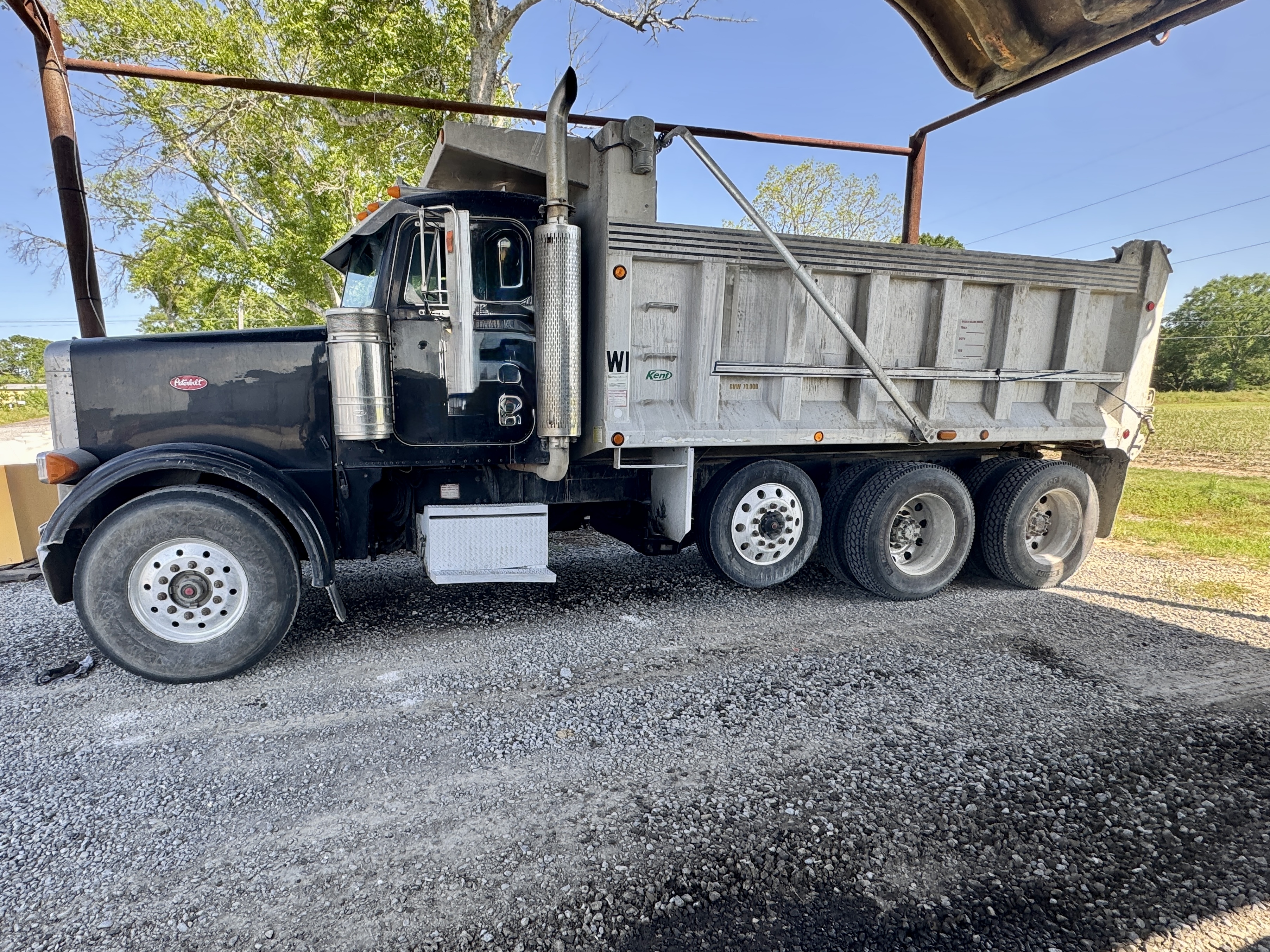 2004 PETERBILT 357 - Image 6