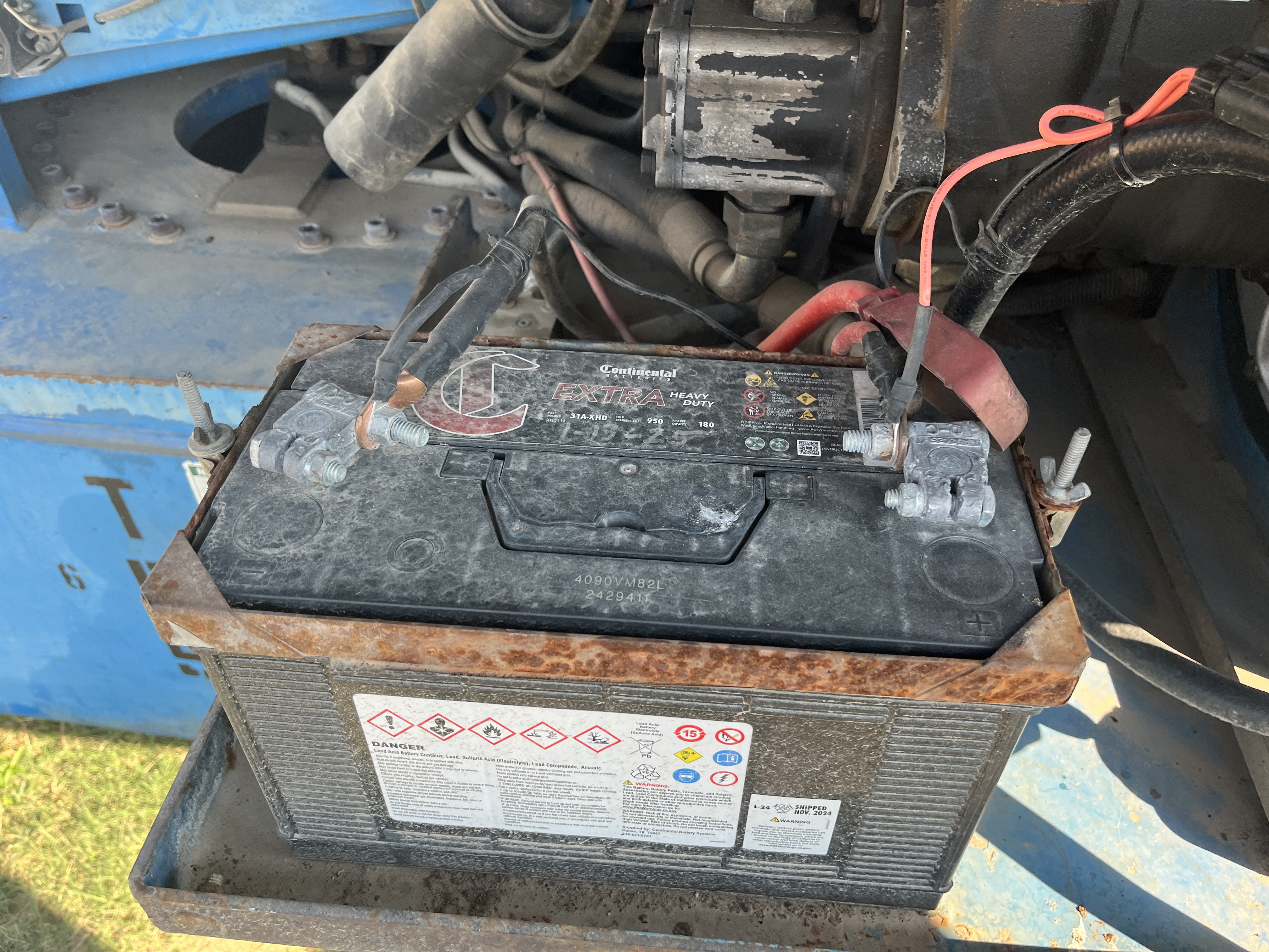 2001 GENIE S-60 - Image 13