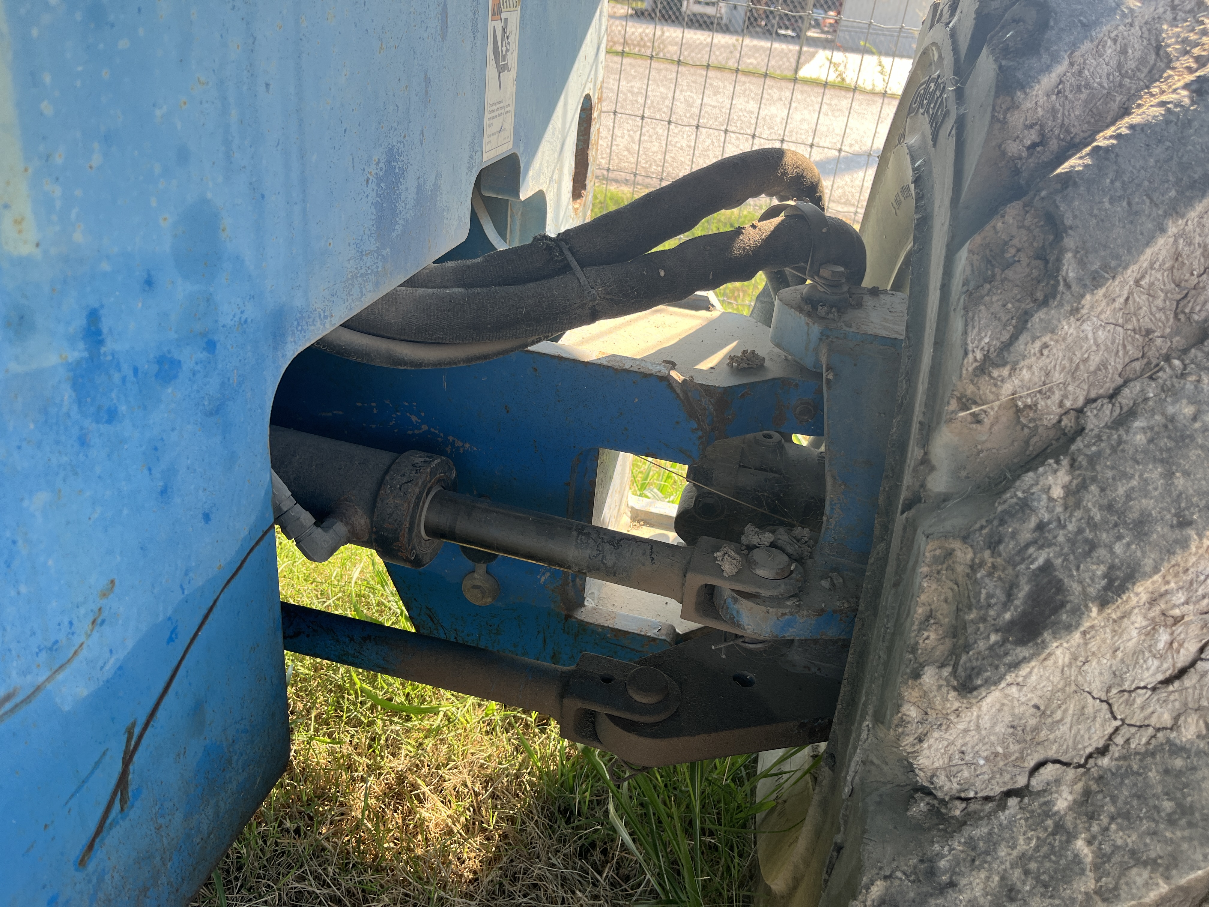 2001 GENIE S-60 - Image 22