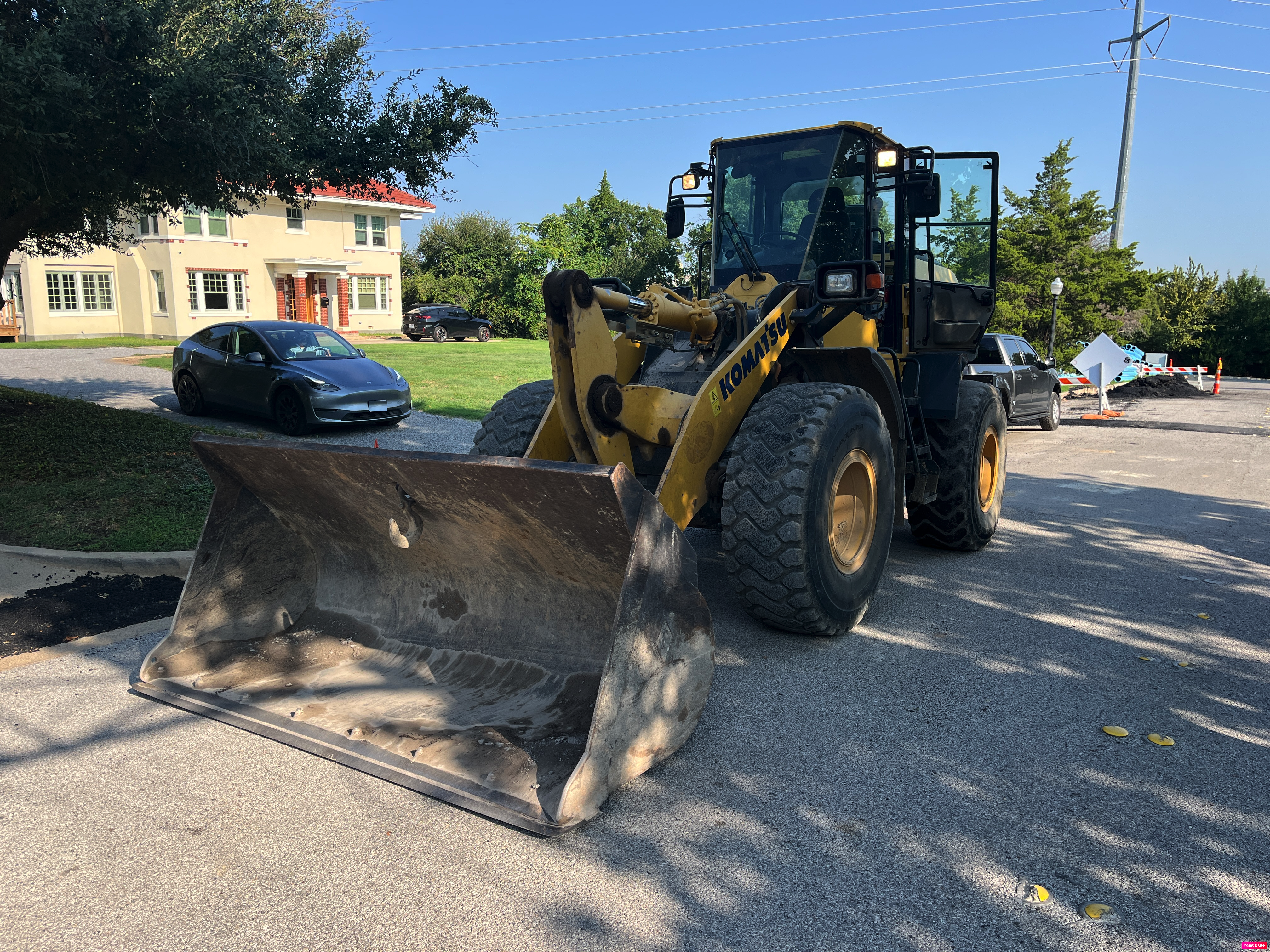 2018 KOMATSU WA270-8