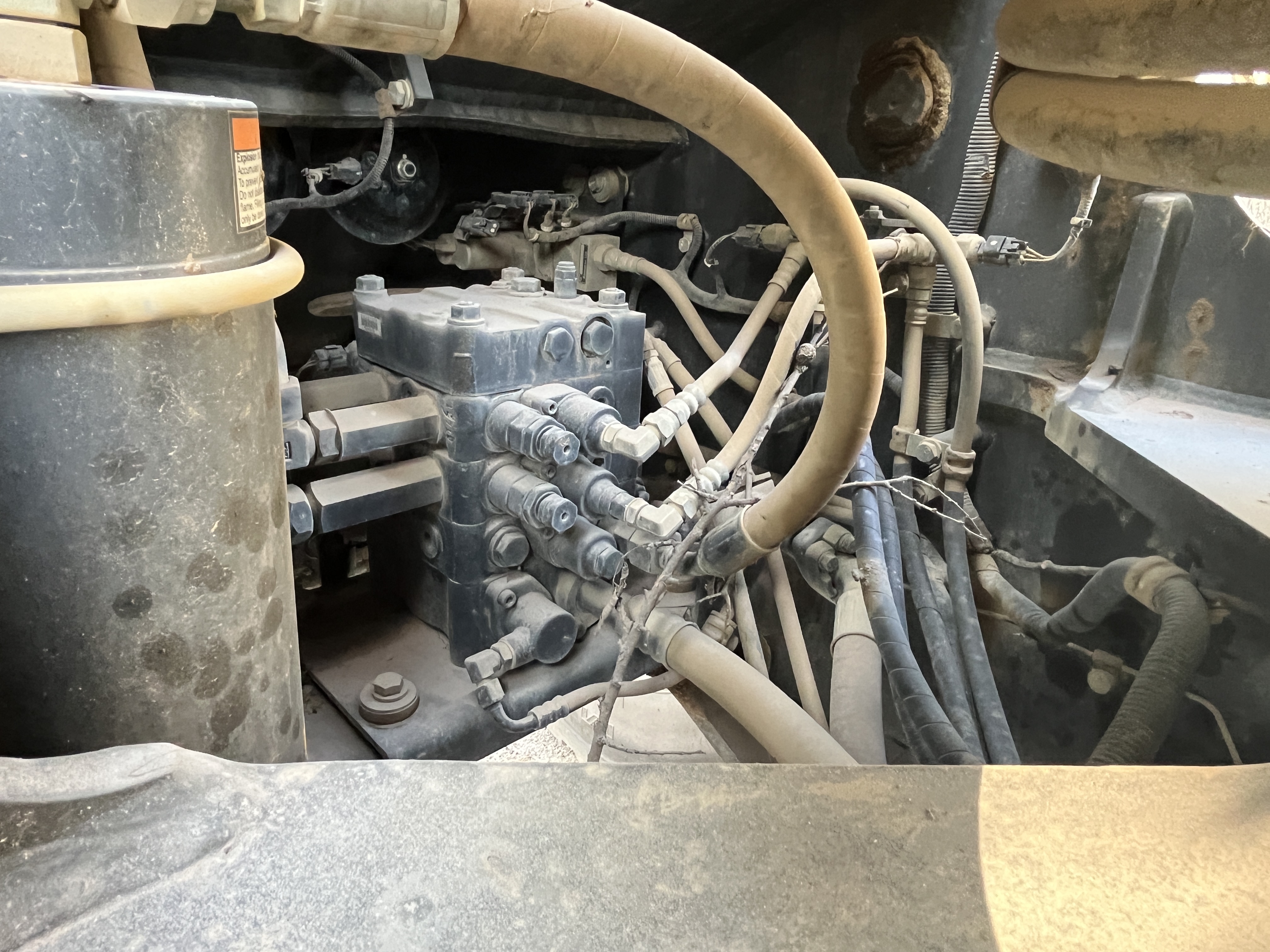 2018 KOMATSU WA270-8 - Image 23