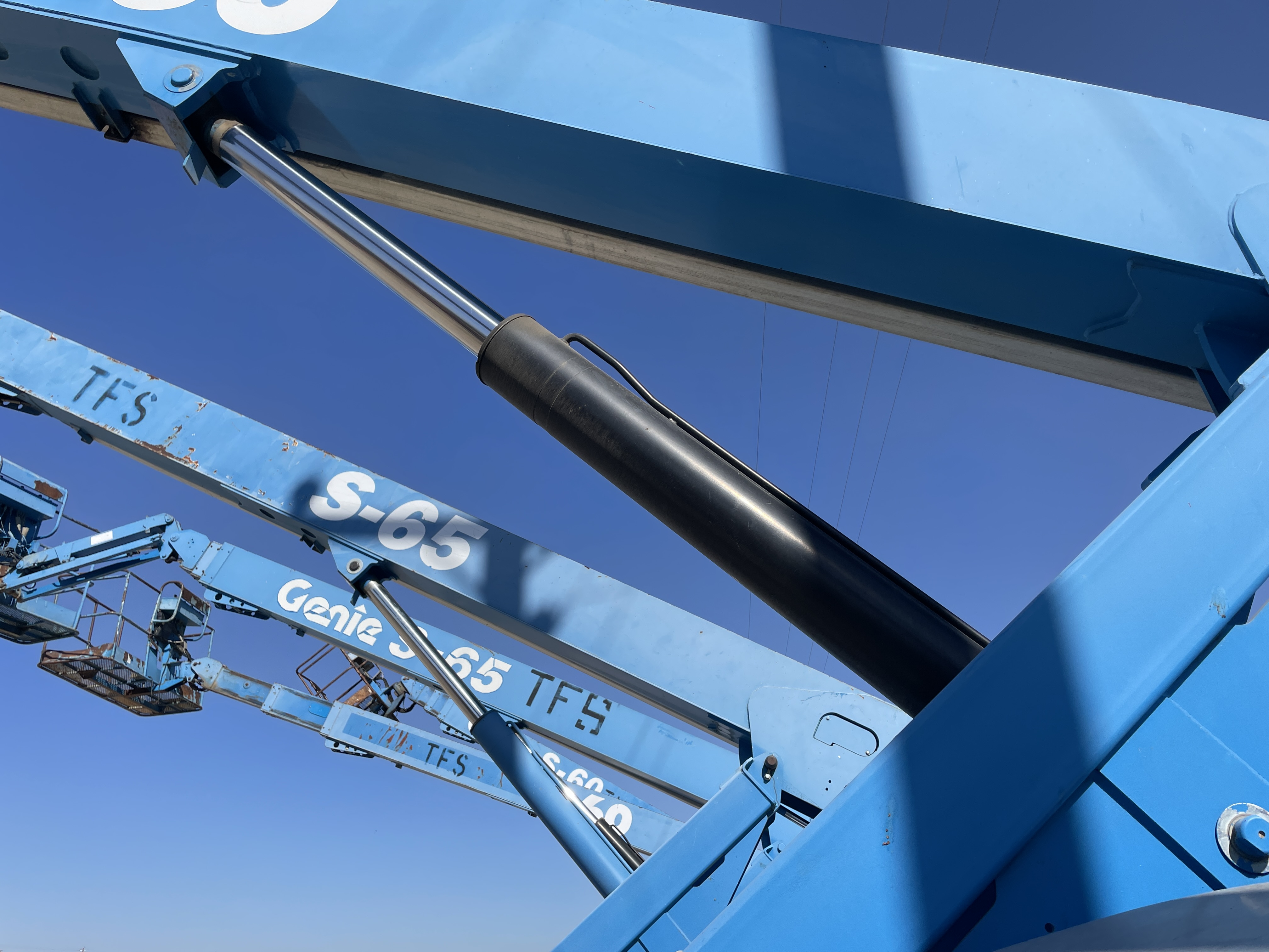 2006 GENIE S-60 - Image 29
