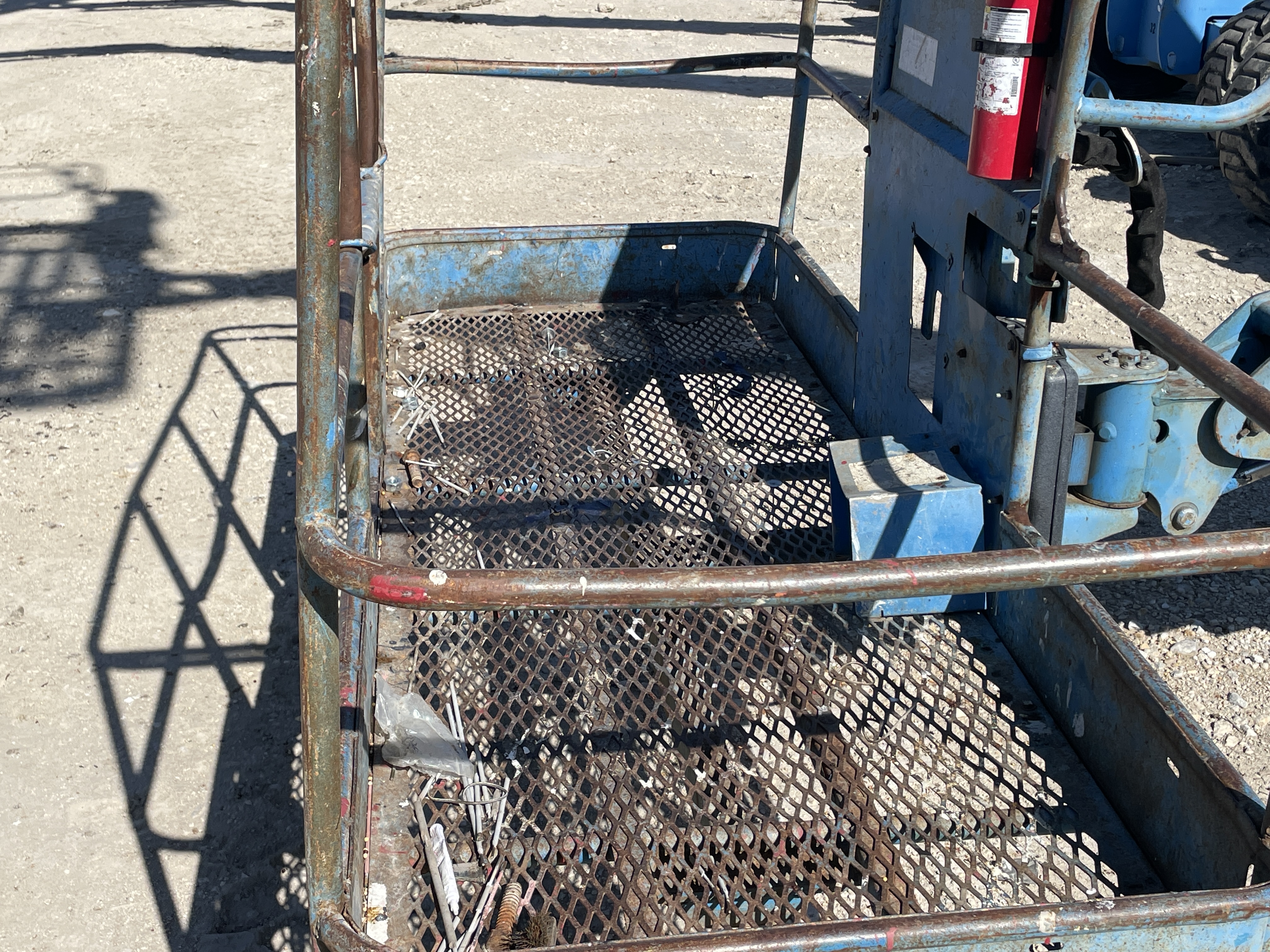 2006 GENIE S-60 - Image 35