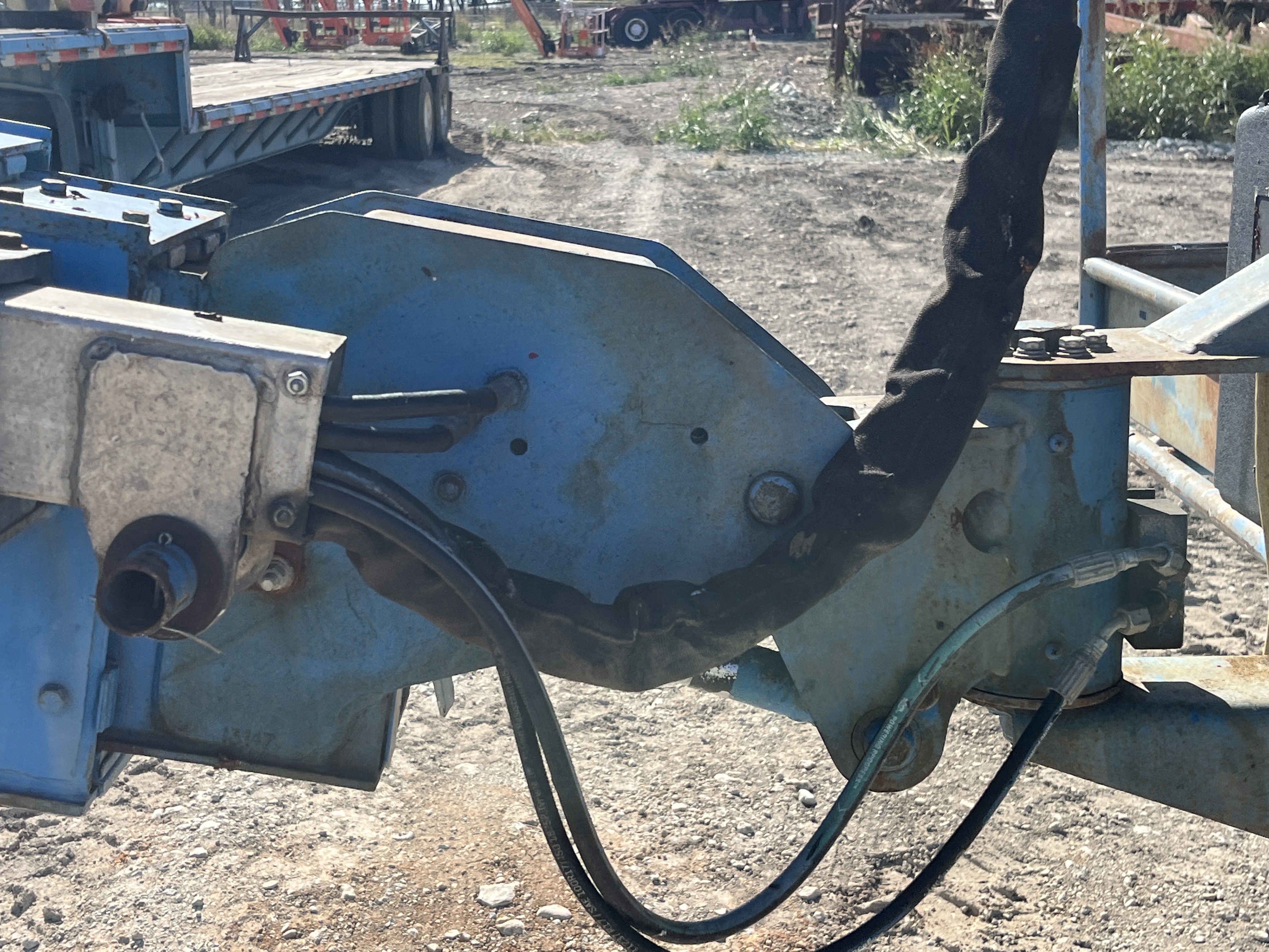 2006 GENIE S-60 - Image 31