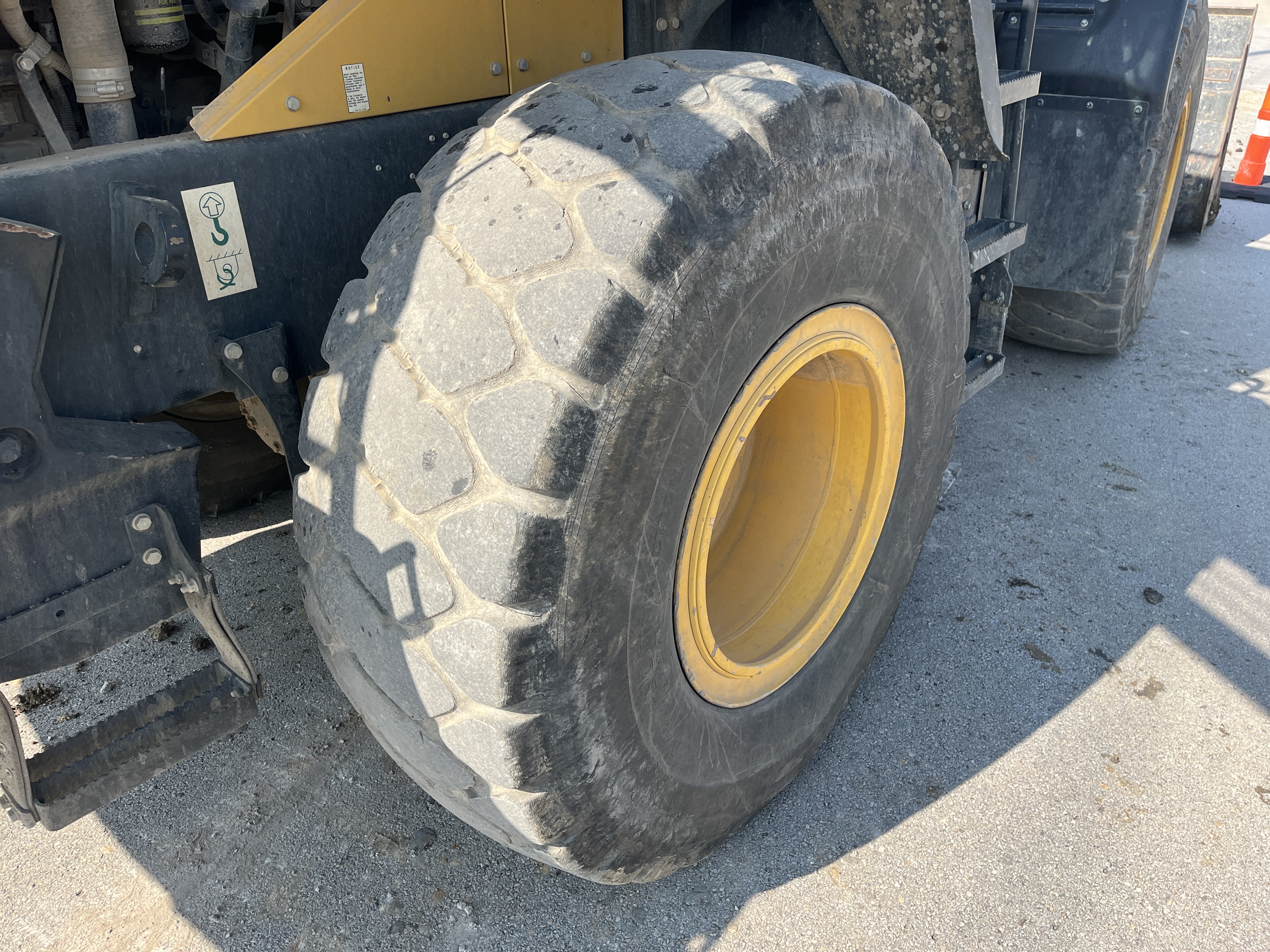 2021 KOMATSU WA270-8 - Image 16