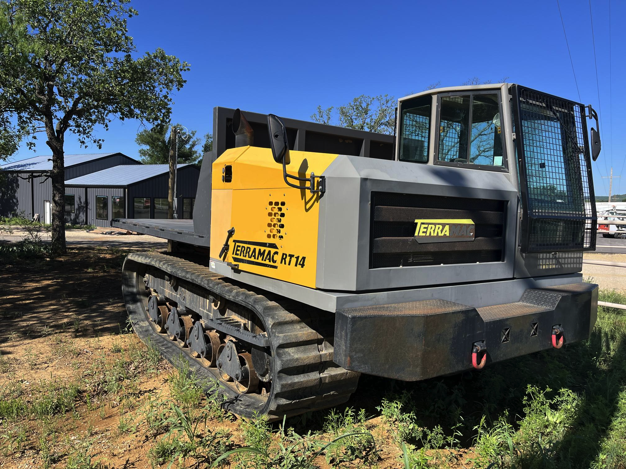 2017 TERRAMAC RT14 - Image 2