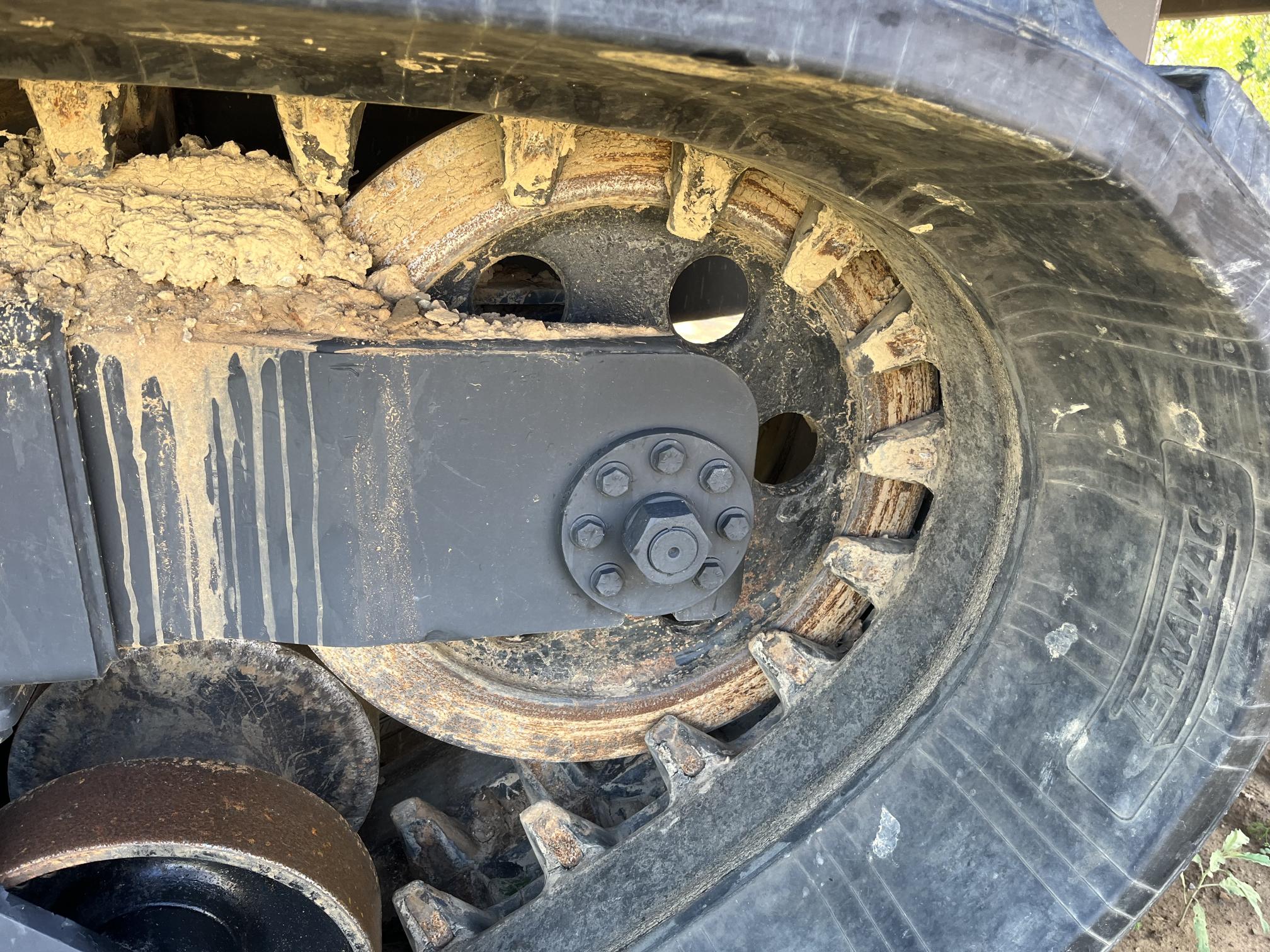 2017 TERRAMAC RT14 - Image 22