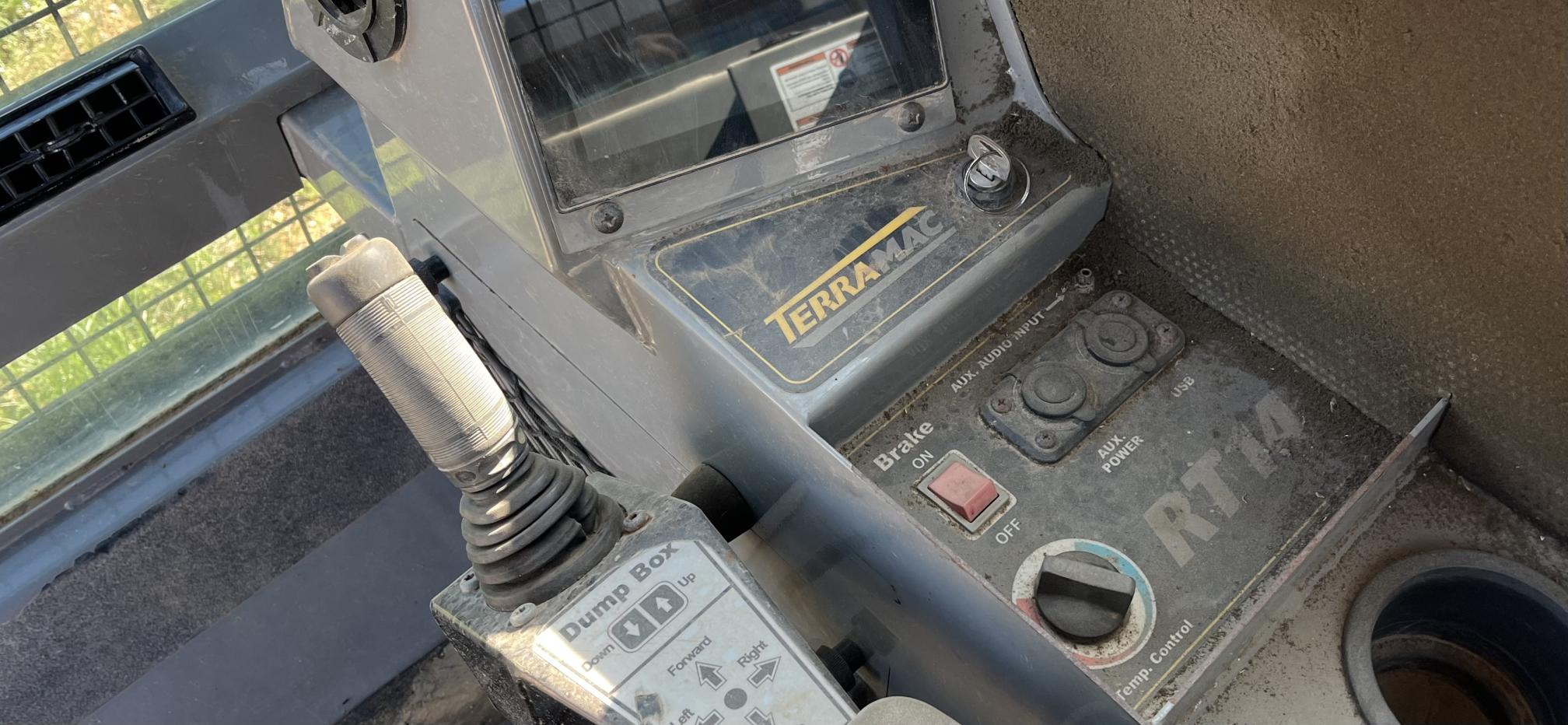 2017 TERRAMAC RT14 - view 8 of 36