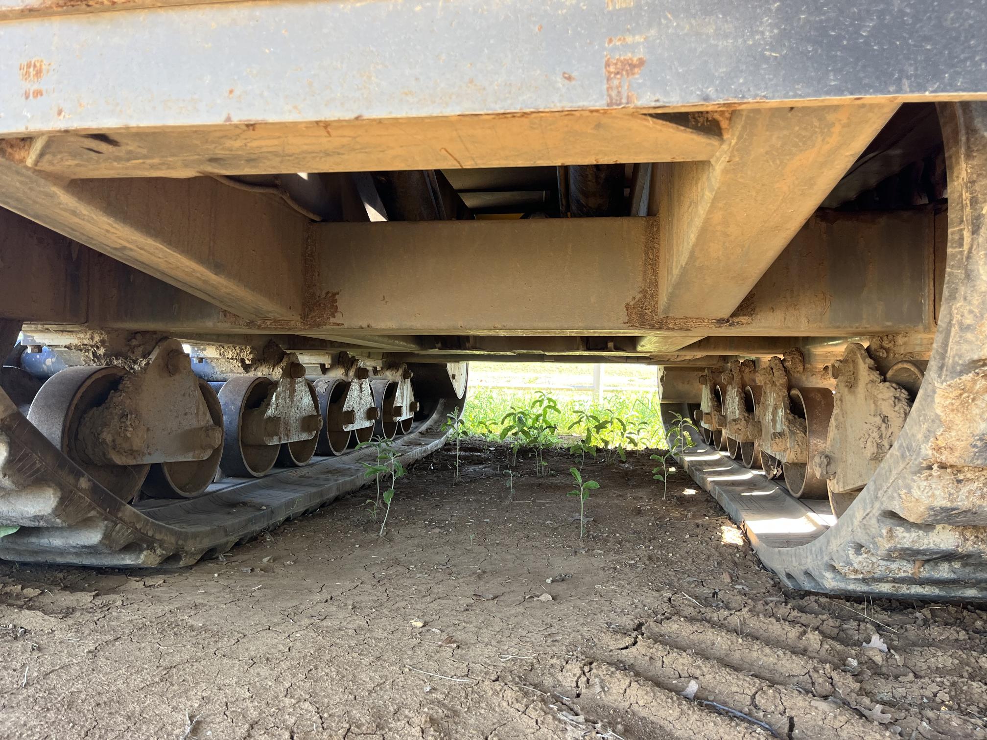 2017 TERRAMAC RT14 - Image 25