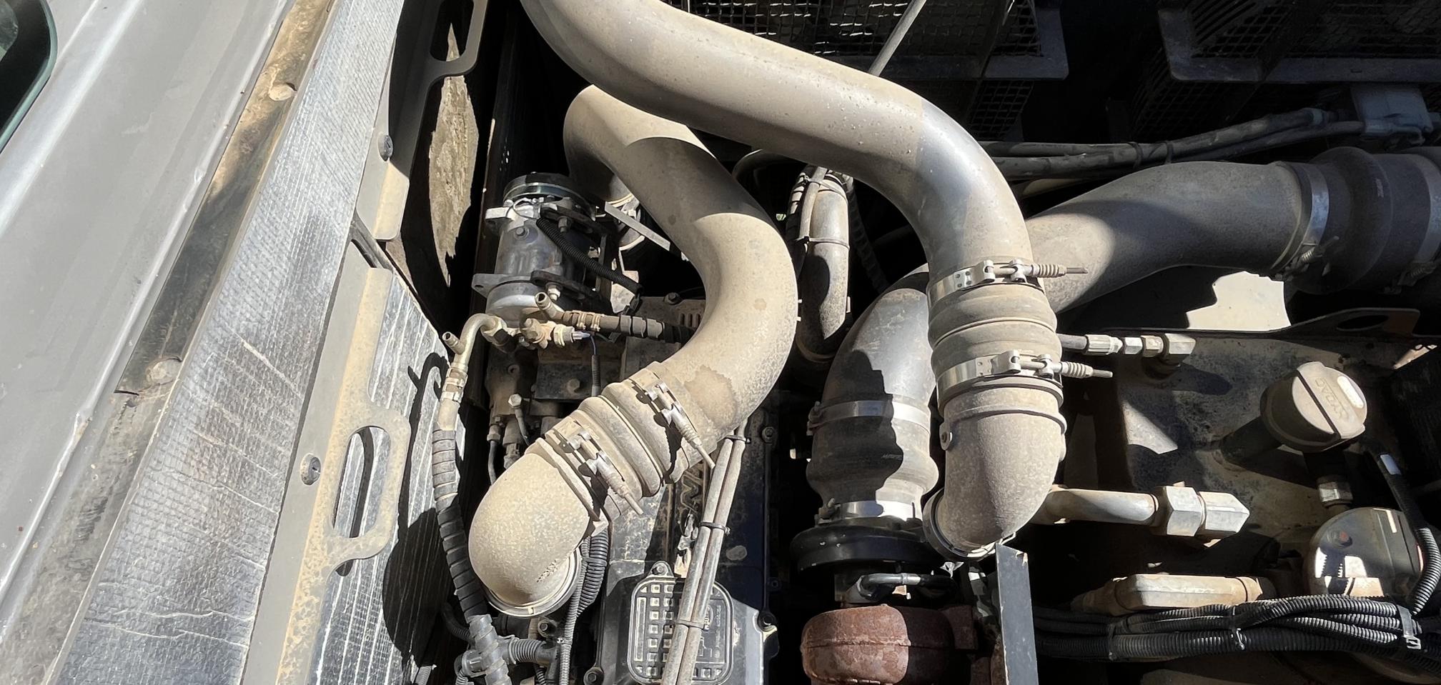 2017 TERRAMAC RT14 - Image 30