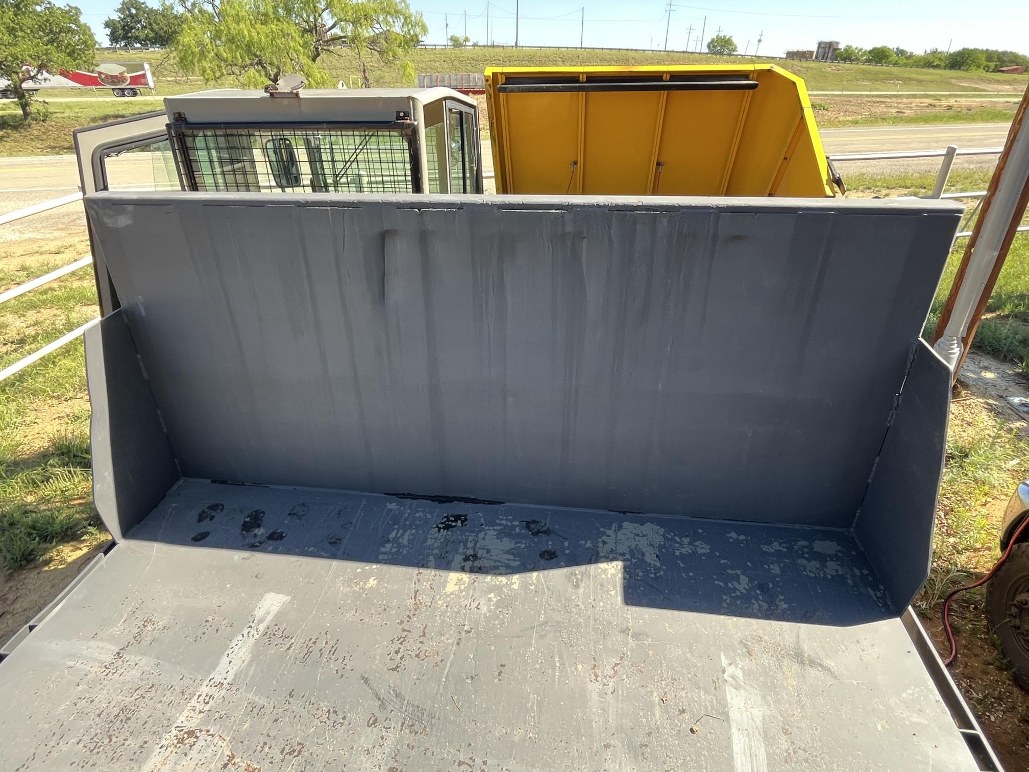 2017 TERRAMAC RT14 - Image 32