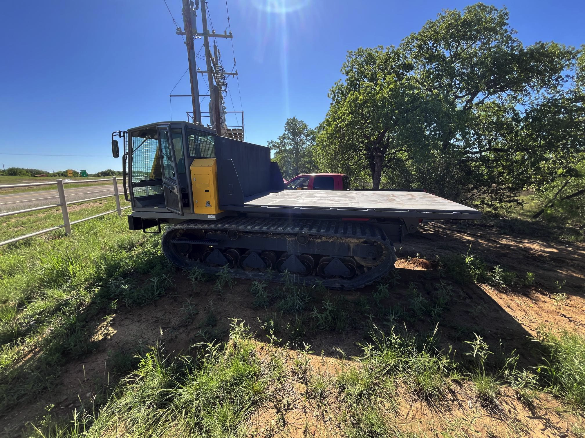 2017 TERRAMAC RT14 - view 3 of 36