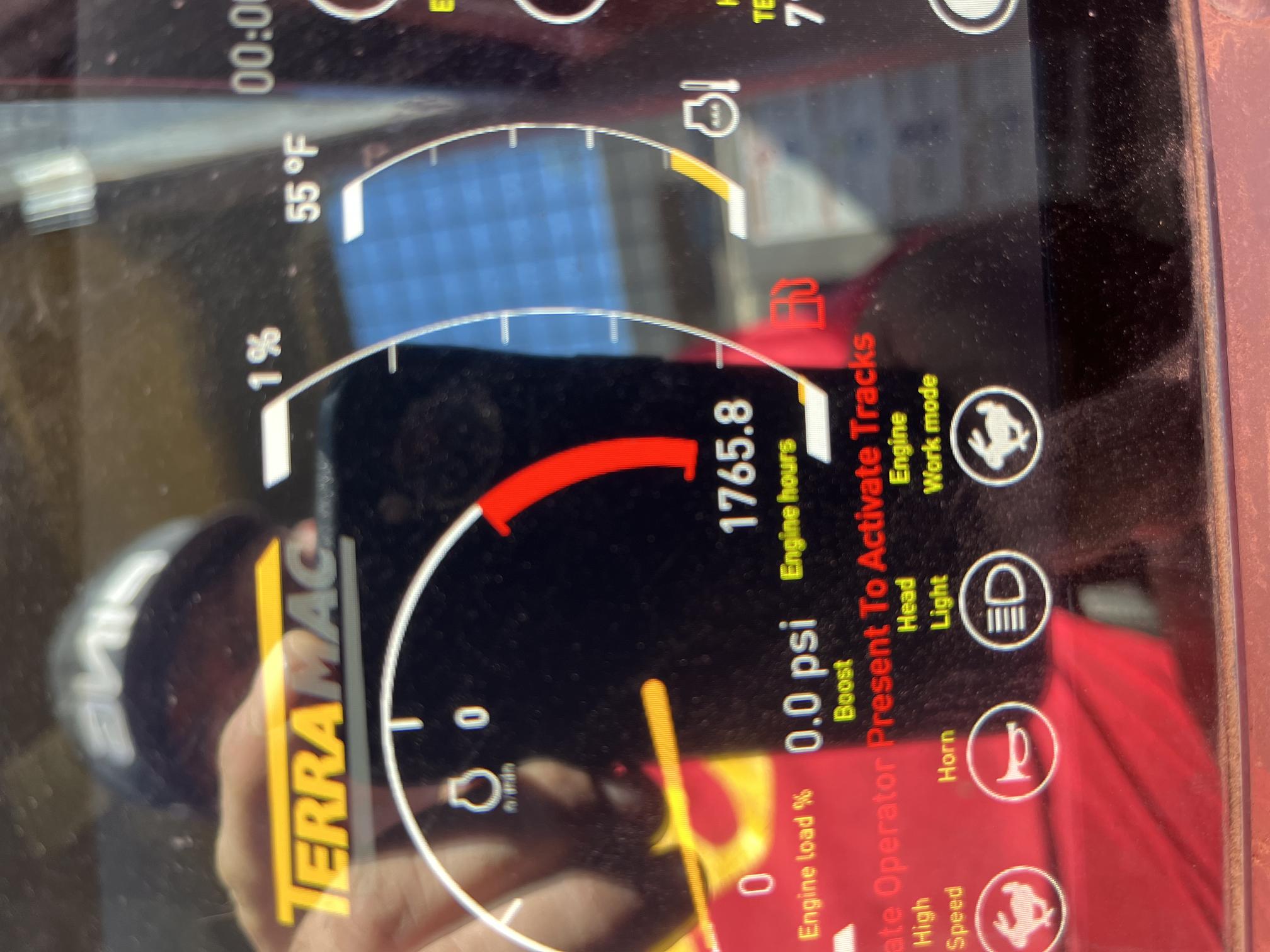 2017 TERRAMAC RT14 - Image 15