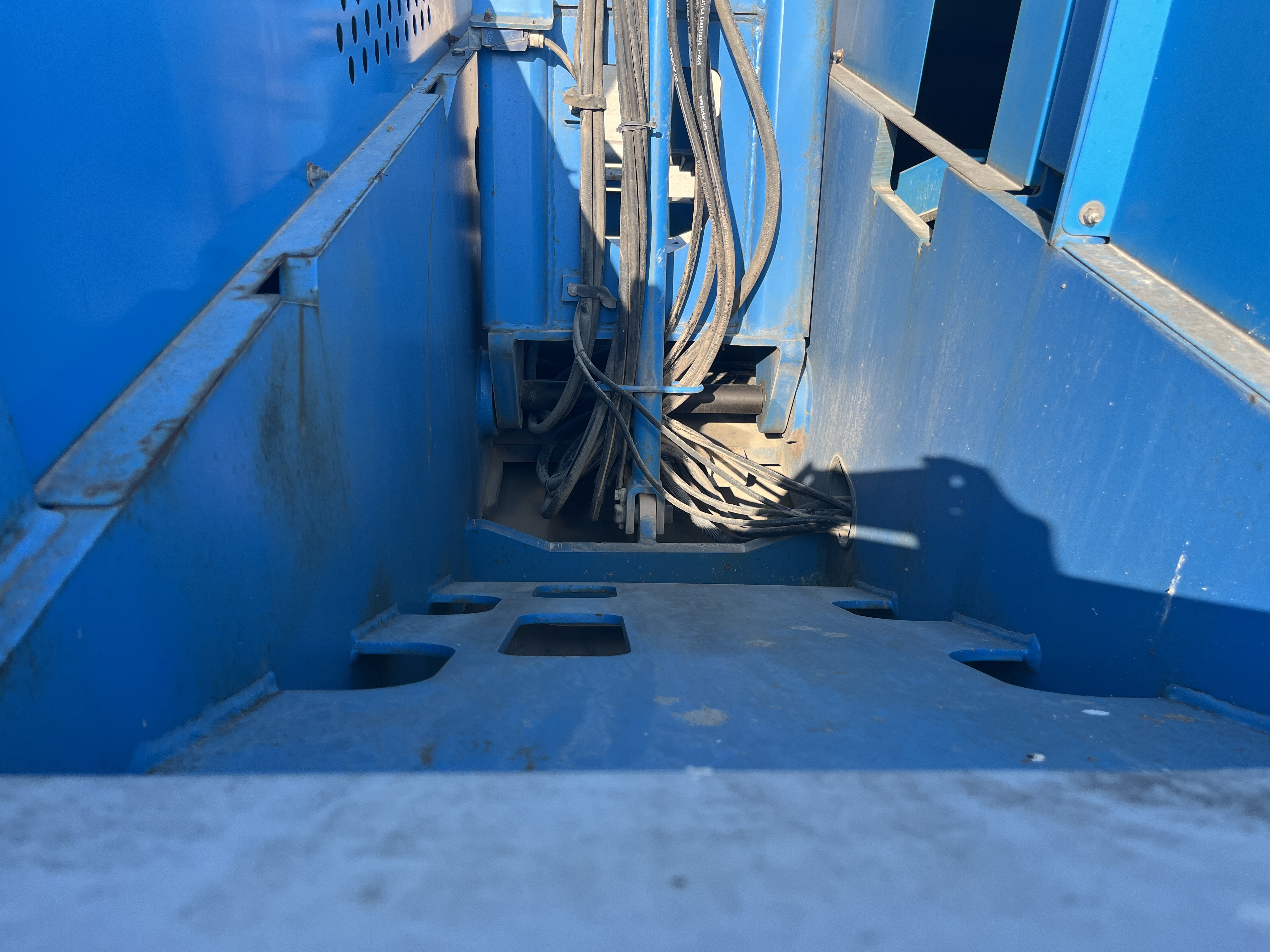 2006 GENIE S-60 - view 17 of 20