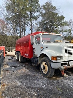 1996 INTERNATIONAL F-4900 - Image 4