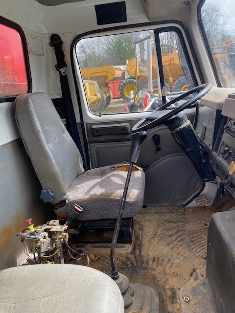 1996 INTERNATIONAL F-4900 - view 15 of 21