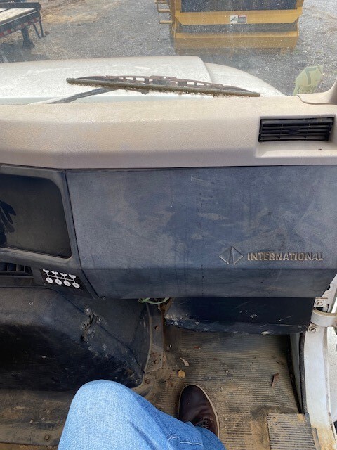 1996 INTERNATIONAL F-4900 - Image 16