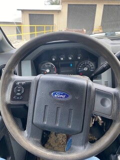 2014 FORD F-550 - Image 22