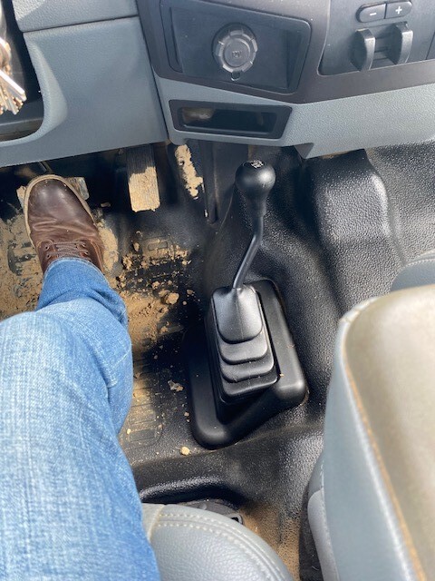 2014 FORD F-550 - Image 26