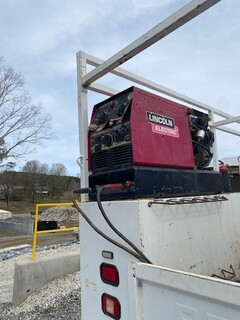 2014 FORD F-550 - Image 15