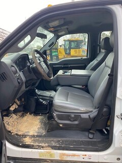 2014 FORD F-550 - Image 27