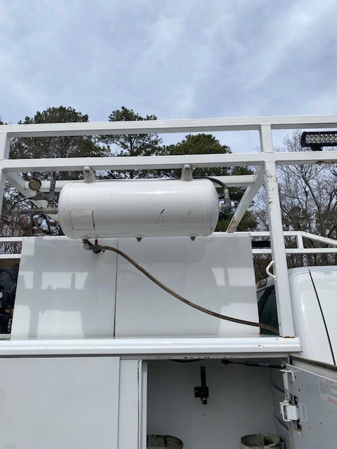 2014 FORD F-550 - view 18 of 30