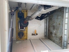 2014 FORD F-550 - Image 21