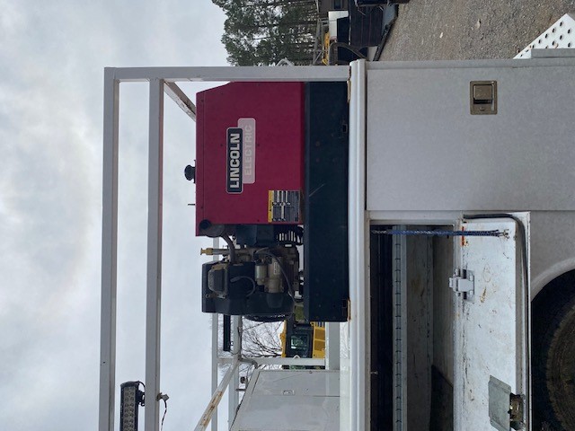 2014 FORD F-550 - Image 12