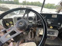 2001 MACK RD 690S Tri Axle - Image 8