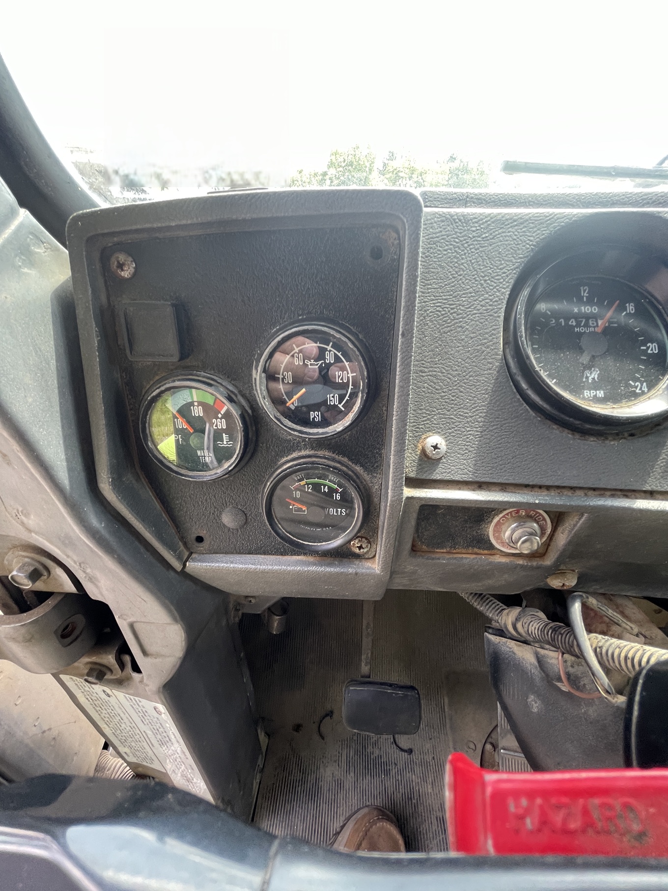 2001 MACK RD 690S Tri Axle - view 9 of 20