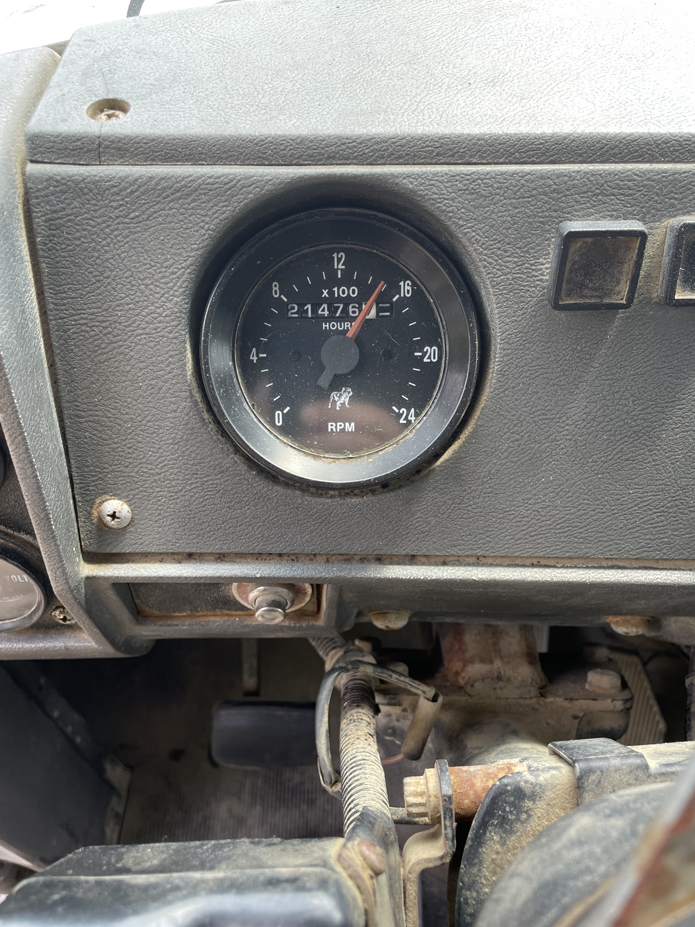 2001 MACK RD 690S Tri Axle - view 12 of 20