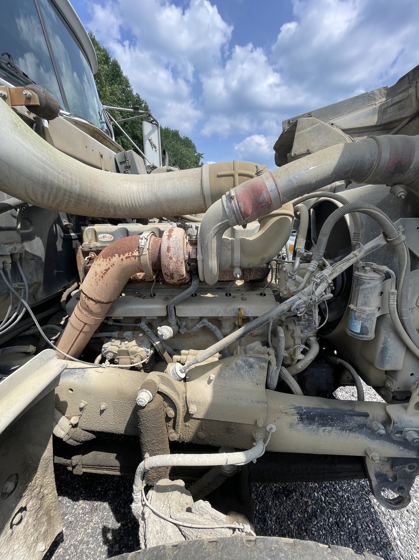 2001 MACK RD 690S Tri Axle - Image 15