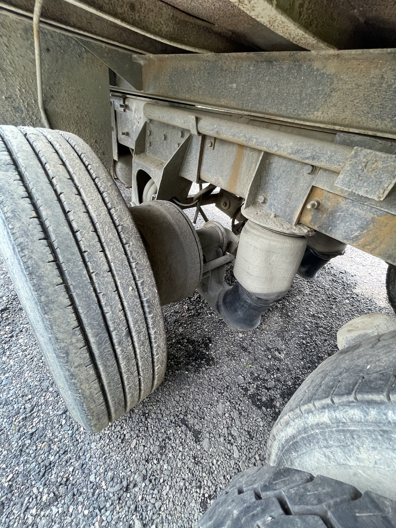 2001 MACK RD 690S Tri Axle - view 17 of 20