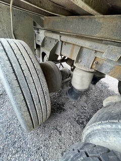 2001 MACK RD 690S Tri Axle - Image 17