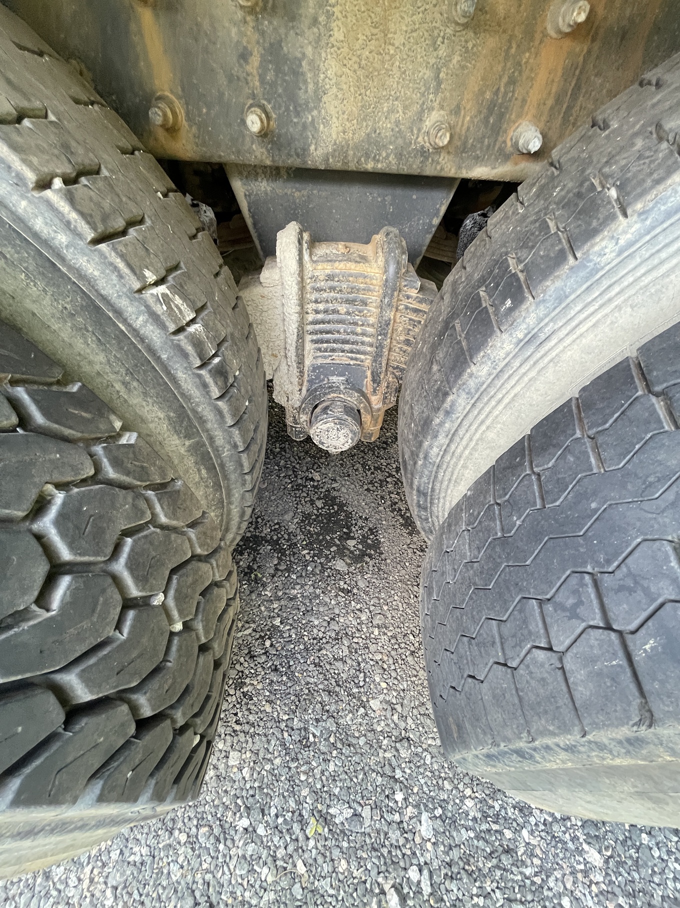 2001 MACK RD 690S Tri Axle - view 20 of 20