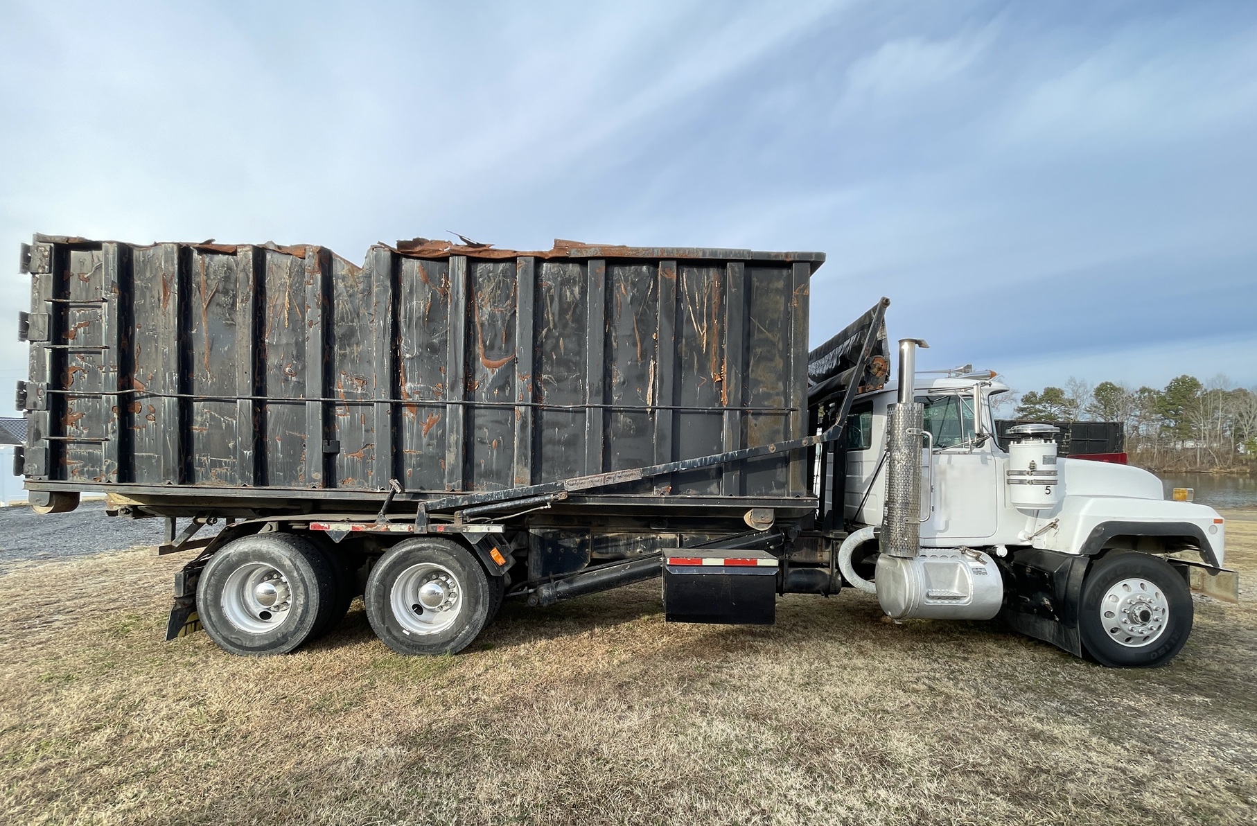 1997 MACK RD688S - Image 6